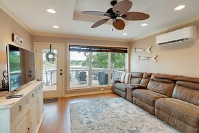 'lakeside Haven' w/ Deck & Views in Jefferson!