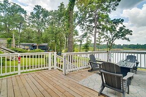 'lakeside Haven' w/ Deck & Views in Jefferson!