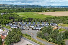 Paddock Lodges Executive 4 Bed Villa