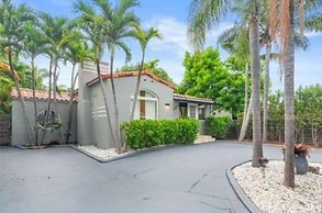 Villa Miami Poolside Paradise