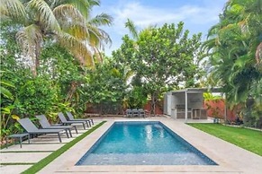 Villa Miami Poolside Paradise
