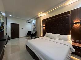 Chapy hotel and suite