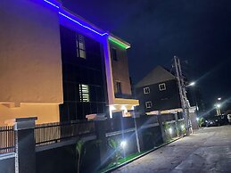 Chapy hotel and suite