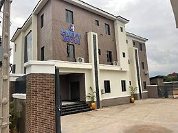Chapy hotel and suite