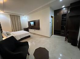 Chapy hotel and suite