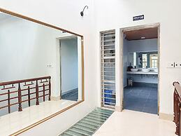 RAW Hostel - Tour & Motorbikes Rental