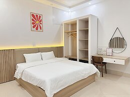 RAW Hostel - Tour & Motorbikes Rental