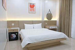 RAW Hostel - Tour & Motorbikes Rental