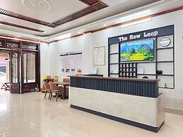 RAW Hostel - Tour & Motorbikes Rental