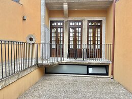 Collection 1B in Oporto