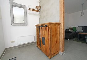 Luxuriose Ferienwohnung mit Terrasse, Wiek