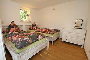 Luxuriose Ferienwohnung mit Terrasse, Wiek