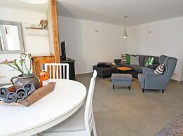 Luxuriose Ferienwohnung mit Terrasse, Wiek