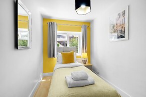 Charming 3 Bed House at Blakes Cottages