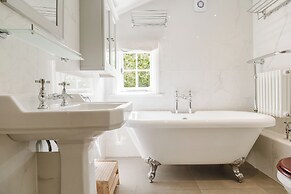 Stylish Townhouse Annexe Cheltenham