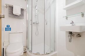Stylish Townhouse Annexe Cheltenham