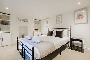 Stylish Townhouse Annexe Cheltenham