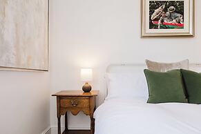 Stylish Townhouse Annexe Cheltenham
