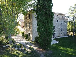 Magnanerie de Sainte Croix