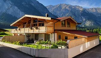 Chalet Lessner - Pure Design & Tranquility
