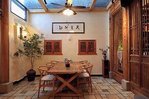 Mild Spring Boutique Hotel
