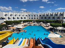 Hôtel Les Pyramides Club