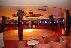 Hôtel Les Pyramides Club