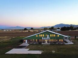 Robin's Nest BNB