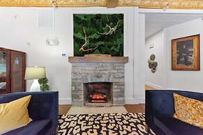 The Benchmark Inn
