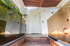 Green Luxe Suite 1 in Shkod r