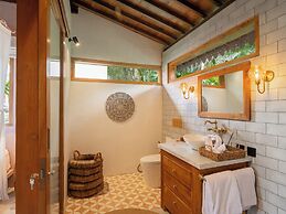 Tebola Joglo Villas