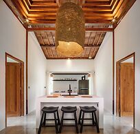 Tebola Joglo Villas
