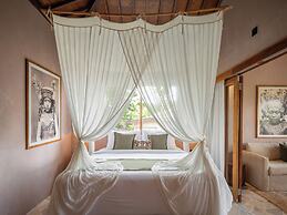 Tebola Joglo Villas