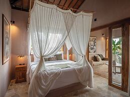Tebola Joglo Villas
