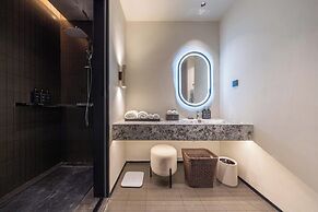 Yi Nian Fangcun Hotel