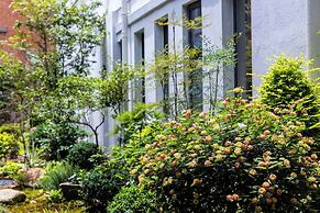 Yi Nian Fangcun Hotel