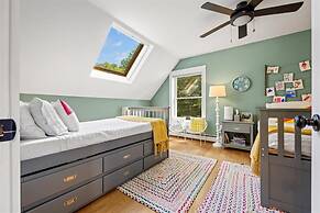 Lakeview Bliss Limit 8 3 Bedroom Villa