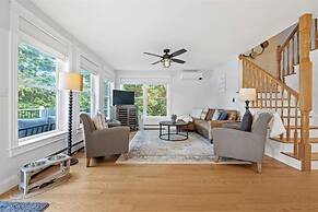 Lakeview Bliss Limit 8 3 Bedroom Villa