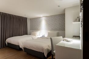 ElEnce Hotel