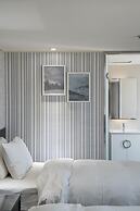 ElEnce Hotel