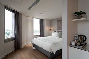 ElEnce Hotel