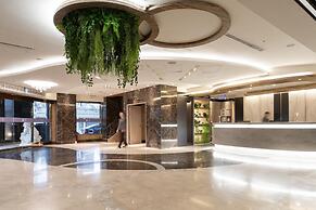 ElEnce Hotel