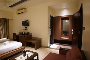 Hotel Sadanand Regency – Newly Renovated