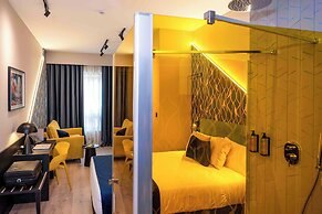 Pathos by Mimood Aparthotels