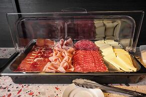 Pathos by Mimood Aparthotels