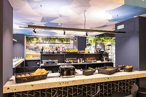 Pathos by Mimood Aparthotels