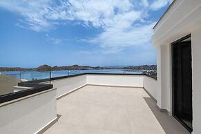 Stunning Villa With Private Pool and Luxuriest Views