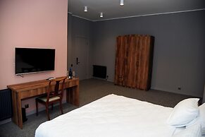Hotel Chiatureli
