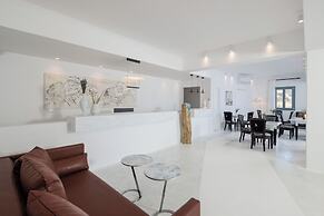 Kana Hotel