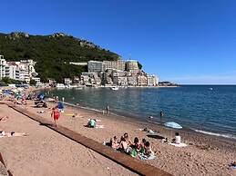 Beachfront Holiday home